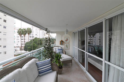 ESSENZA JARDIM PAULISTA