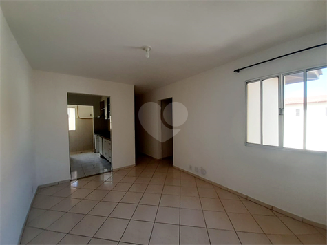 Condomínio Village Azaléia