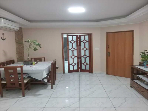 EDIFICIO RENATA