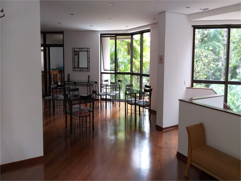 ALCANTARILLA HILLS