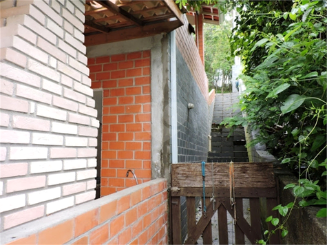 Venda Condomínio Embu Jardim Indaiá 1