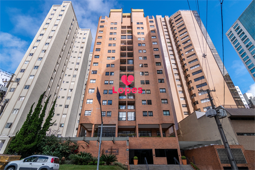 Edifício Champagnat Regence