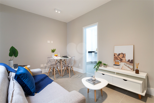 Condomínio Edifício  e Frazão