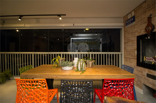 Edifício da the Gardens Season