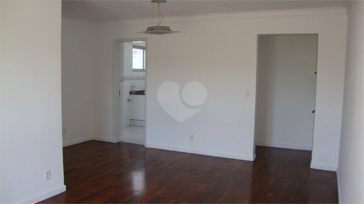 SANTO ALBERTO E SANTA HELENA