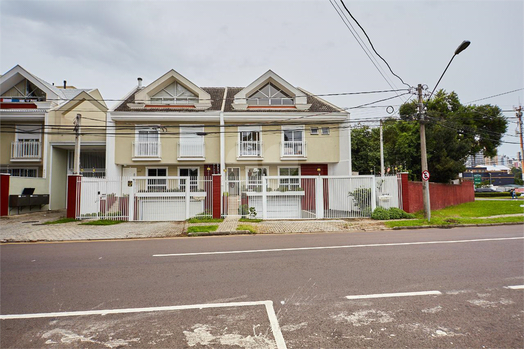 Venda Condomínio Curitiba Mercês 1