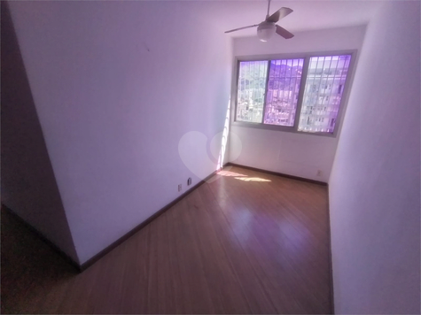 Edifício Bandeirantes Capitão Domingues Rodrigues 