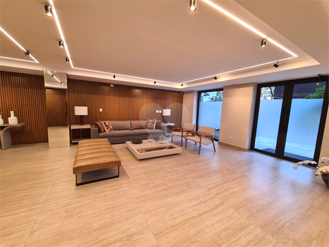 GALERIA