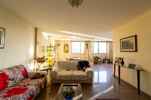 Condomínio Pinheiros