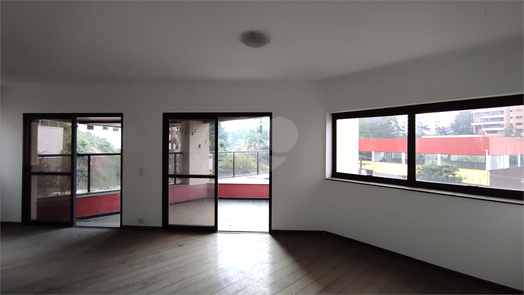 Edir. RIENZE HOUSE