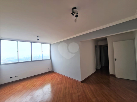 CONDOMINIO AIDA