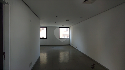 COND BERVELY OFFICE CENTER