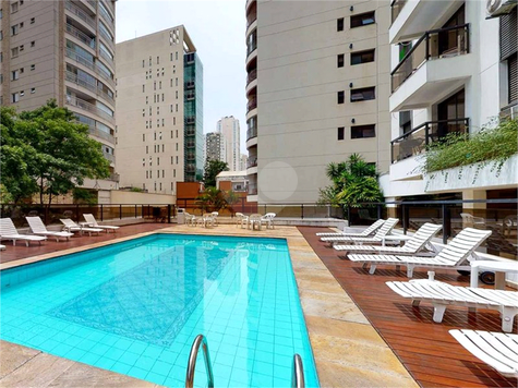 Parthenon Saint Exupery