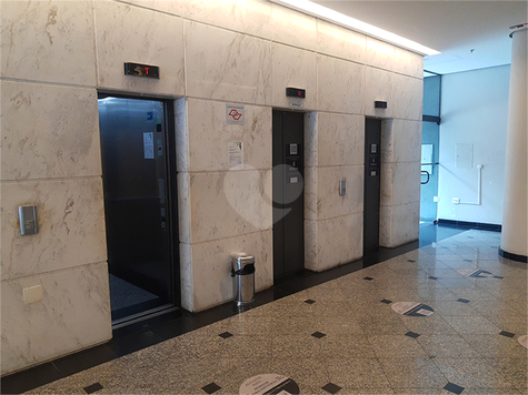 ITAIM OFFICE TOWER