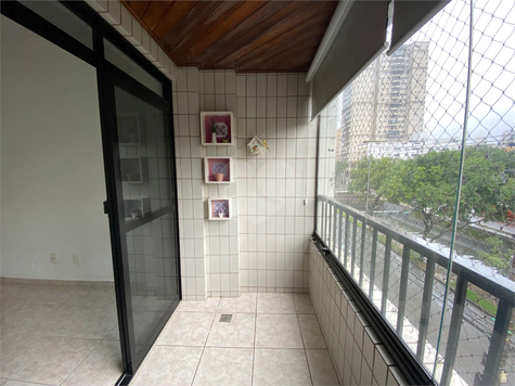 RESIDENCIAL LOUVRE