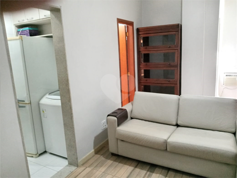 Condomínio do Edifício Democrata