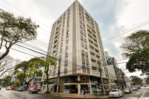Edificio Jose Carlos Bochnia