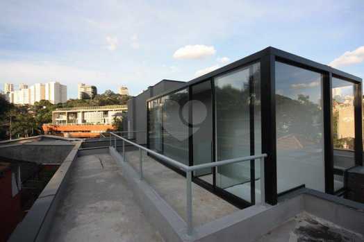 Condomínio Beatrix 84