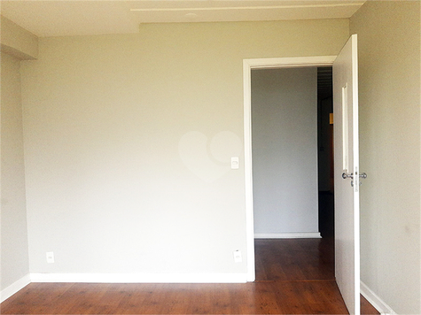 Condomínio Edifício Carmel