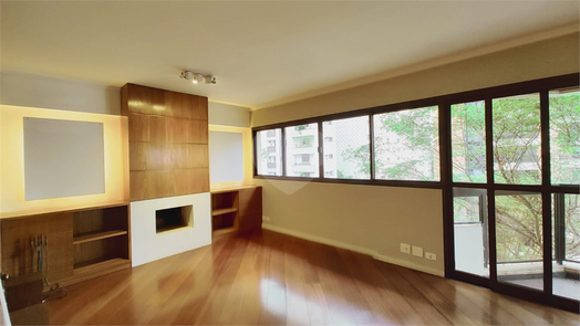 MANSÃO OSCAR PETERSON