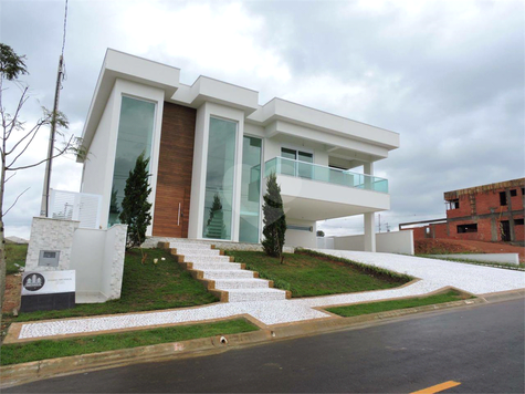 Venda Condomínio Porto Feliz Centro 1
