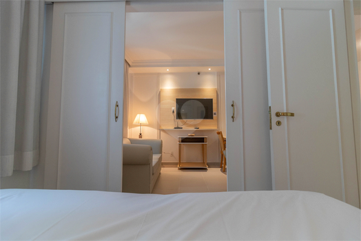 Universe Executive flat