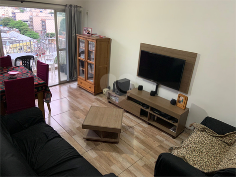 Avenida Vicente de Carvalho 1325