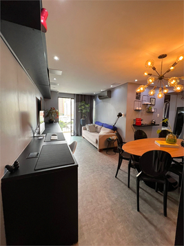 MAISON BLANCH