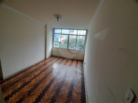 Teixeira de Castro 10