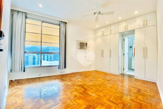 Condomínio do Edifício Charles Chaplin