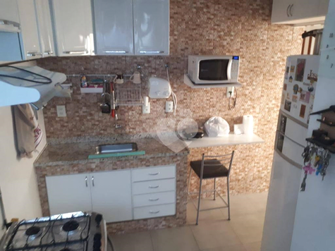 Condomínio do Edifício Rosa e Silva