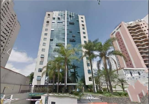 Edifício East Side Tower