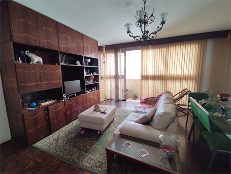 Democrata E Presidente