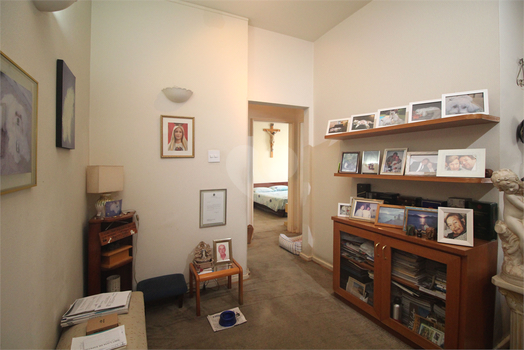 EDIFÍCIO EMBAIXADOR  