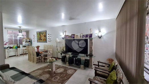 Condominio Dias da Cruz