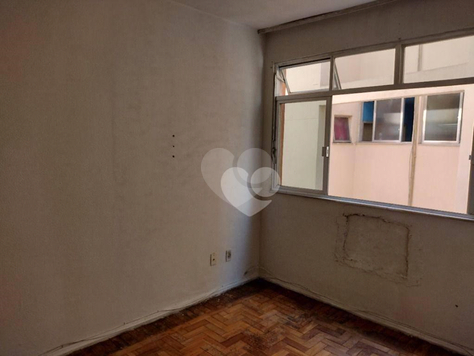 Condomínio do Edifício Vinte e Quatro de Maio