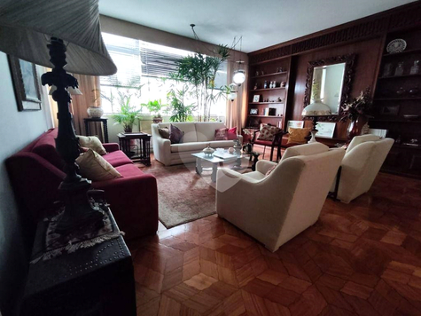 Edifício "NATHANIA"