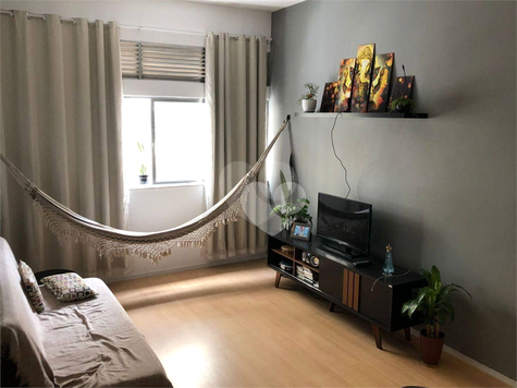 Miss Universo R. Henry Ford 205 B