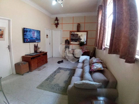 Condômino do Edifício Maringa