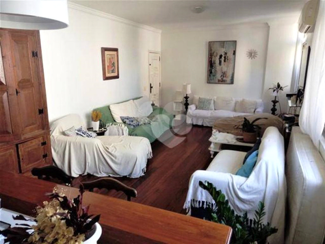 Condomínio do Edificio Solar Das Mangueiras