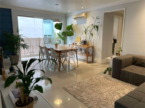 Condomínio do Edifício Lake View