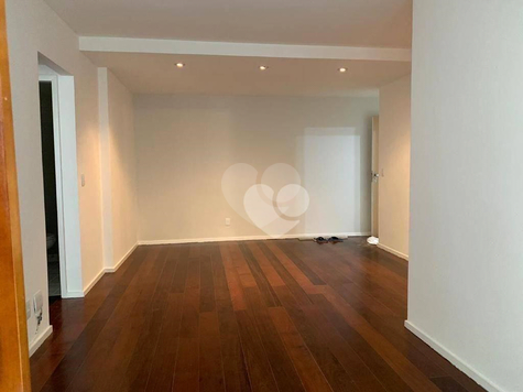 Condomínio do Edifício Lake View