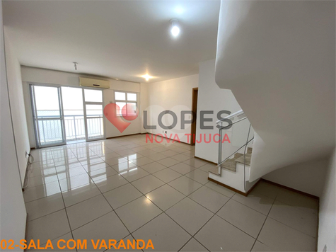 Edifício "ESSENZIA TIJUCA"