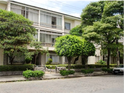  Condomínio :Predinhos da Hípica