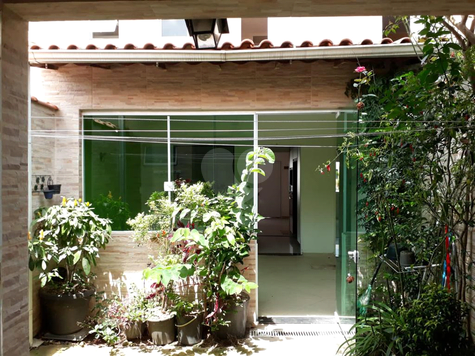 Venda Condomínio Cotia Jardim Ísis 1