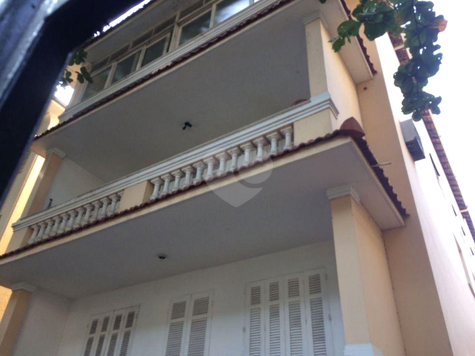 Condomínio Edifício Canavieiras