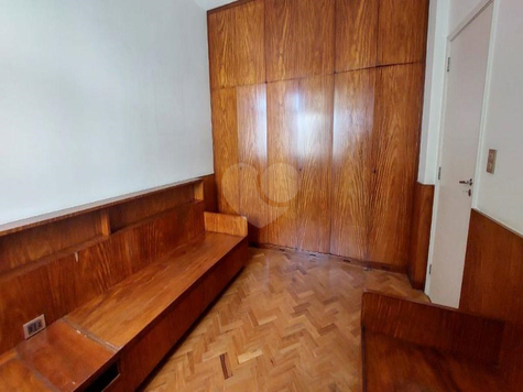 Edifício Carneiro Dias