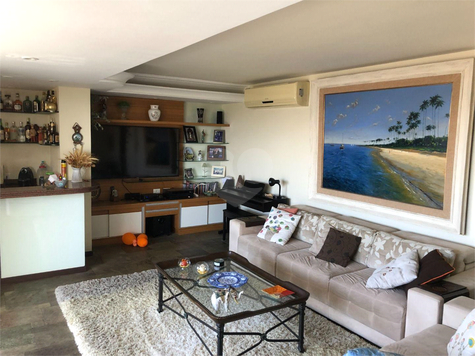 Santa Mônica Condominium Club