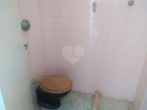 Condomínio do Edifício Democrata