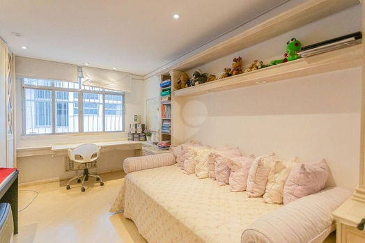 Condomínio do Edifício Vieira Souto lll